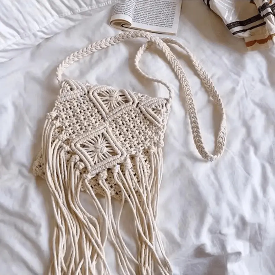 New Casual Handmade Crochet Braid Fringed Bag Women Tassel Knitted Handbag Female Beach Bohemian Shoulder Messenger Bag