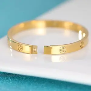 Friendship Bracelet Love Bangle for Women 18K Gold Plated Titanium Steel Cuff Bangle Trendy Simple Jewelry Gift