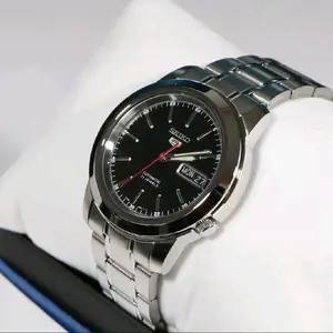 Brand New Seiko 5 Automatic Silver classic With black dial men's s Latest Watch SNKE53K1