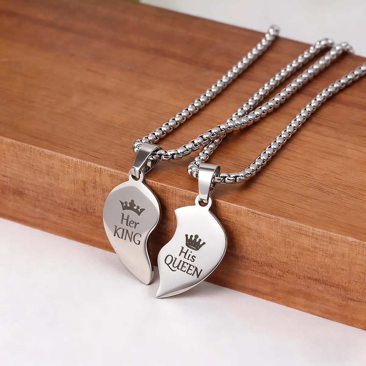 Couple's 2Pcs/Set Stainless Steel Chain Necklaces with Letter, King, Queen, Crown, Heart, Dinosaur Pendants - Valentine's Gifts, Gifts for Girlfriend