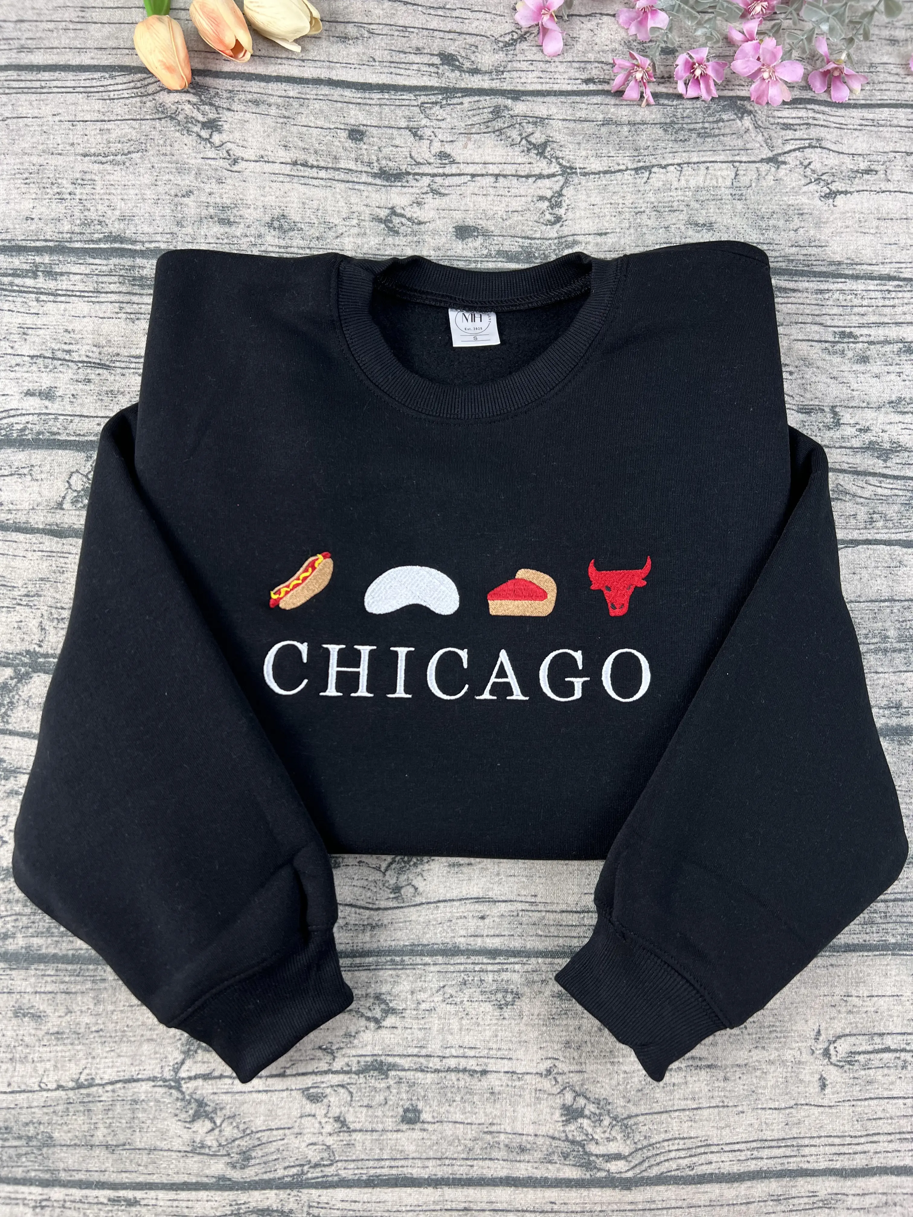 Chicago Sweatshirt Embroidered Crewneck Chicago Streetwear Sweater Holiday Gift Idea Custom Design Sweater USA Present Soft touch Cozy feel