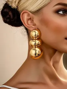Irregular spherical pendant earrings, fashionable women's style, versatile, trendy and exquisite, make a perfect choice for birthday gifts, a dazzling and stylish accessory, Fashionable Jewelry Accessories