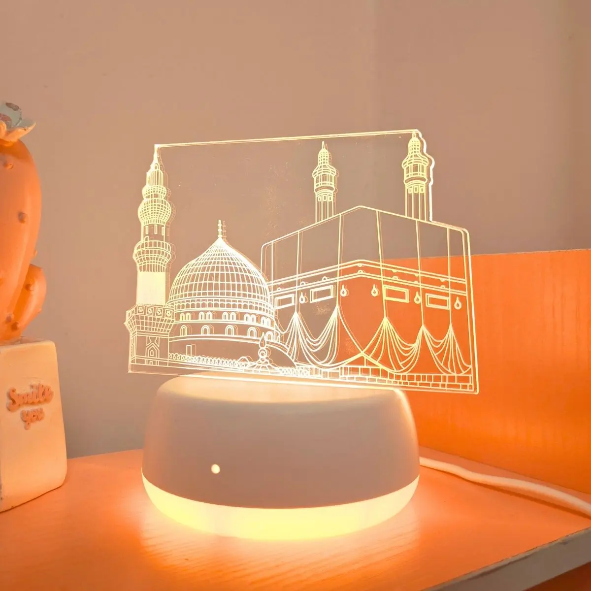Elegant 3D Crescent Moon Night Light, USB Powered Warm LED Ambient Lamp, Atmosphere Light, Led Mood Light, Decorative LED Light, Easy Switch, Perfect for Home Bedroom Decor