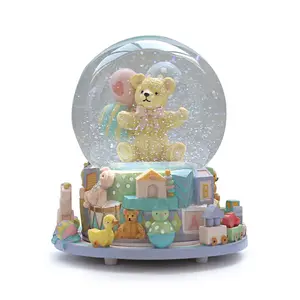 Large Bear Snowfall Crystal Ball Music Box, Unique Gift Idea, Perfect for Home Decor, Musical Ornament, Ideal Present for Loved Ones