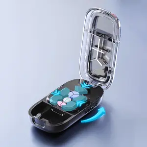 Portable tablet splitter, suitable for small and micro-sized tablets. Precisely aligns tablets and can split them into halves, thirds, quarters. Portable tablet-cutting tool for pill boxes, Vitamin organizer, Supplement organizer, Vitamin Dispenser, pink