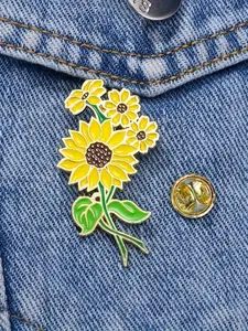 Sunflower Enamel Pin, Vibrant & Floral Brooch, Durable Alloy Lapel Bag Accessory, Elegant Jewelry Gift for Women, Durable Metal Pins