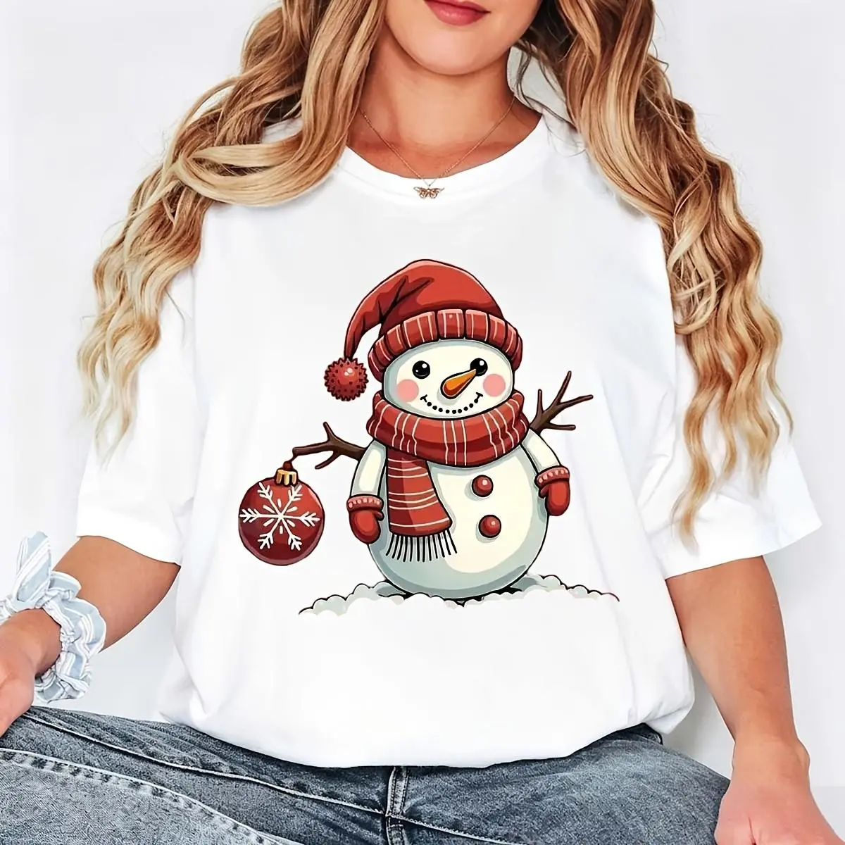 Women's Essential T-Shirt, Casual Christmas Snowman Graphic Print, Breathable 100% Cotton Fabric Top for Winter Holiday & Gym Wear, Flat, Oversized