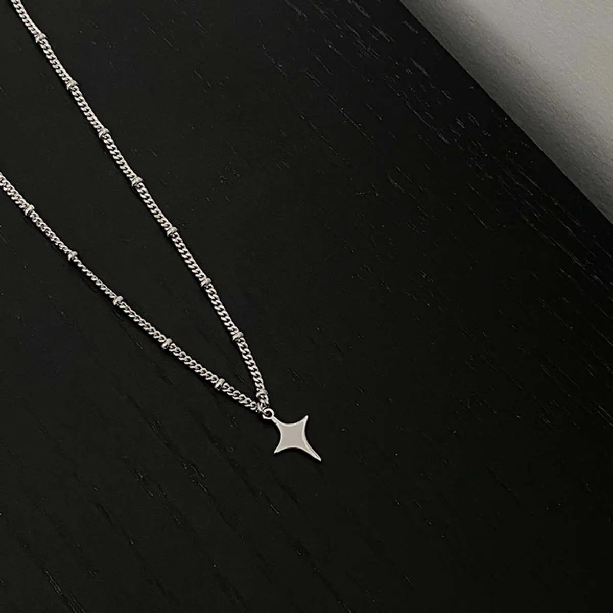 Daily simple fashion unisex four-pointed star necklace punk hip-hop retro couple accessories