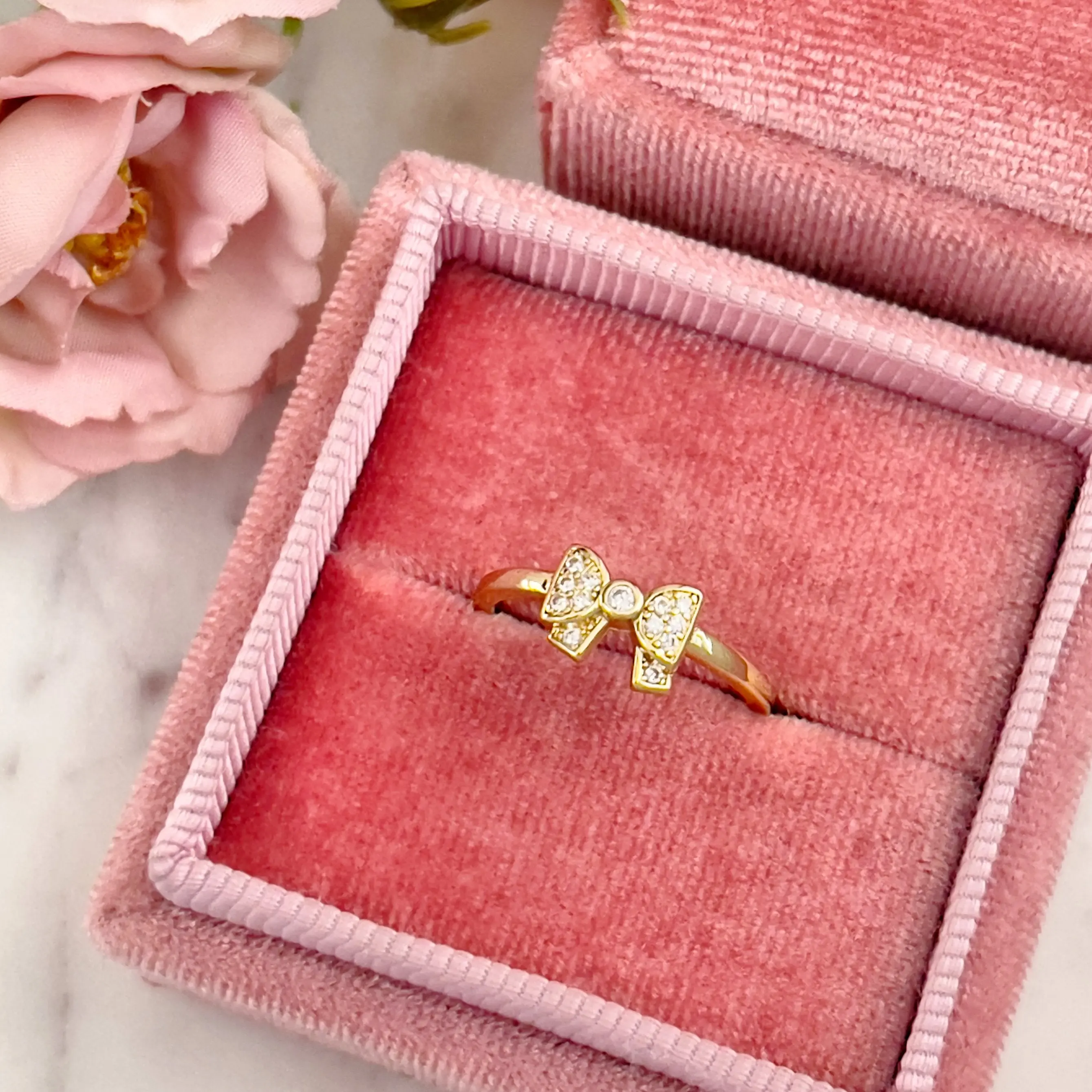 Unisex Elegant Sparkling Bow Ring - Gold-Plated Brass with Cubic Zirconia, Size-Adjust Design, Gold Plated Jewelry, US Size 7