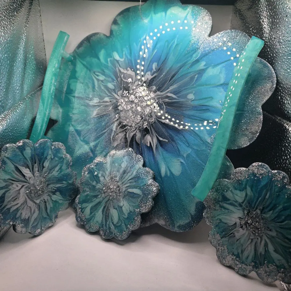 13" Large Floral Tray with 3 Flower Coasters - Elegant Turquoise Design for Home Decor and Table Settings
