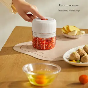 Cordless Electric Mini Food Processor, Electric Garlic Chopper, Portable Veggie Chopper,Garlic Grinder Masher Onion Chopper, Cordless Food Processor for Ginger, Chili, Fruit, Meat,Etc(White 250Ml) Y-BAUKUANG