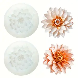 Lotus shaped silicone mold set (2 pieces), perfect for making candles, decorations, soap and clay resin. These tools are perfect for making pendants and personalized gifts for occasions such as Valentine's Day and Thanksgiving.