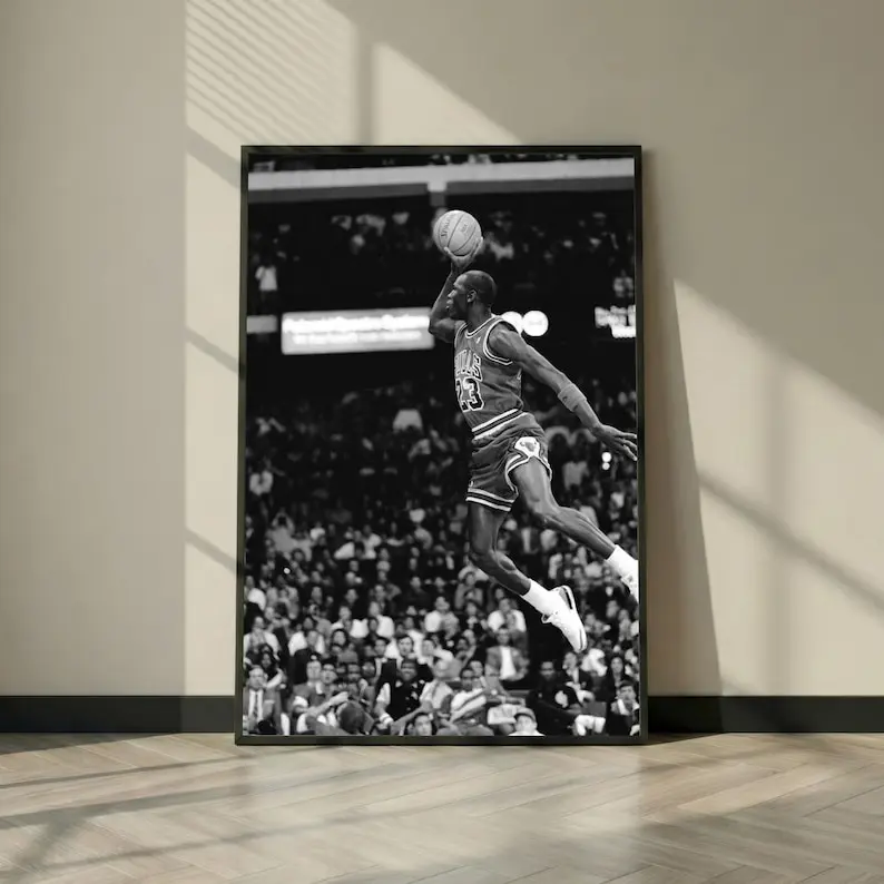 Vintage Art Unframed Black & White Chicago #23 Flying Layup Legend Classic Print - Tube-Packaged Multi-Size Dunk Poster, Wall Decor for Man Cave, Wall Display Home Decor Gift