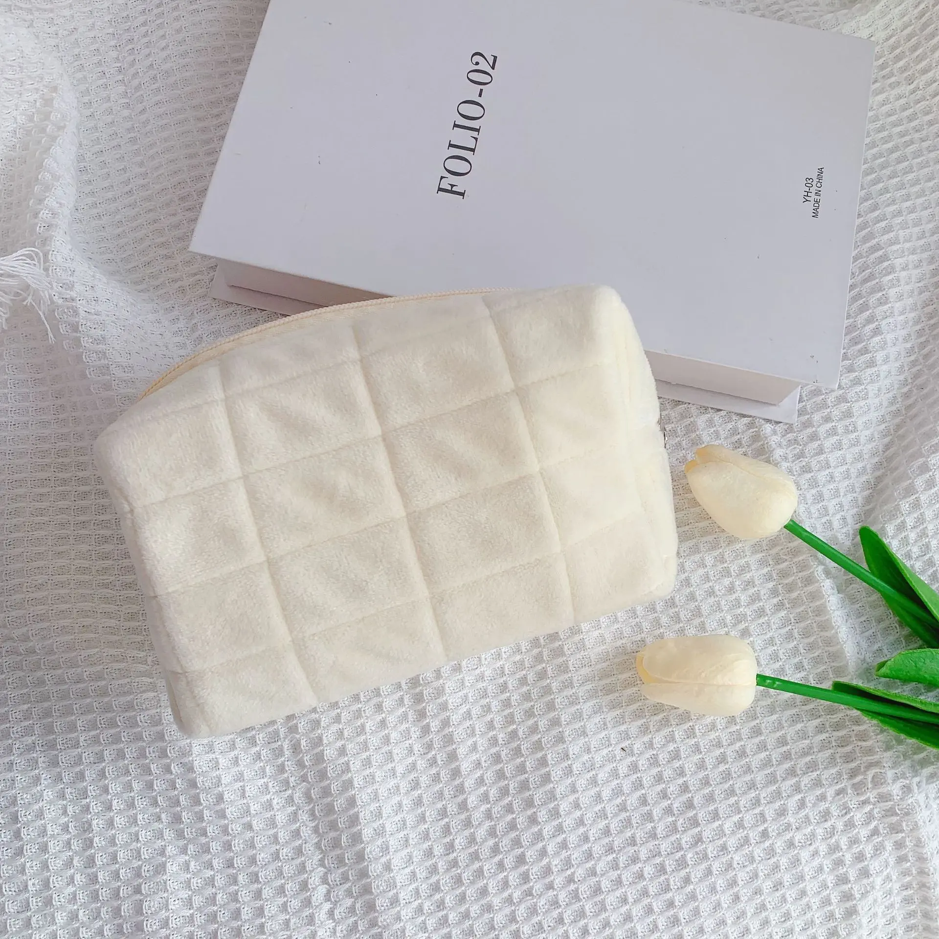 Pillow Pencil Case (White)