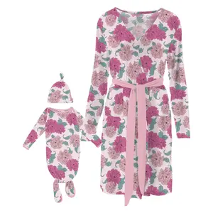 Women's Print Mid-Length Lounge Robe & Knotted Layette Gown Set in Shrinking Violet Peonies