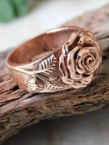 Exquisite Vintage Three-dimensional Rose Relief Ring, Rose flower ring, Copper Color Niche Design, Daily Versatile Handmade Gift for Girls, Unique Gift, Perfect for Daily Wear, Travel, Celebrations, Noble Gifts Couple's Gift