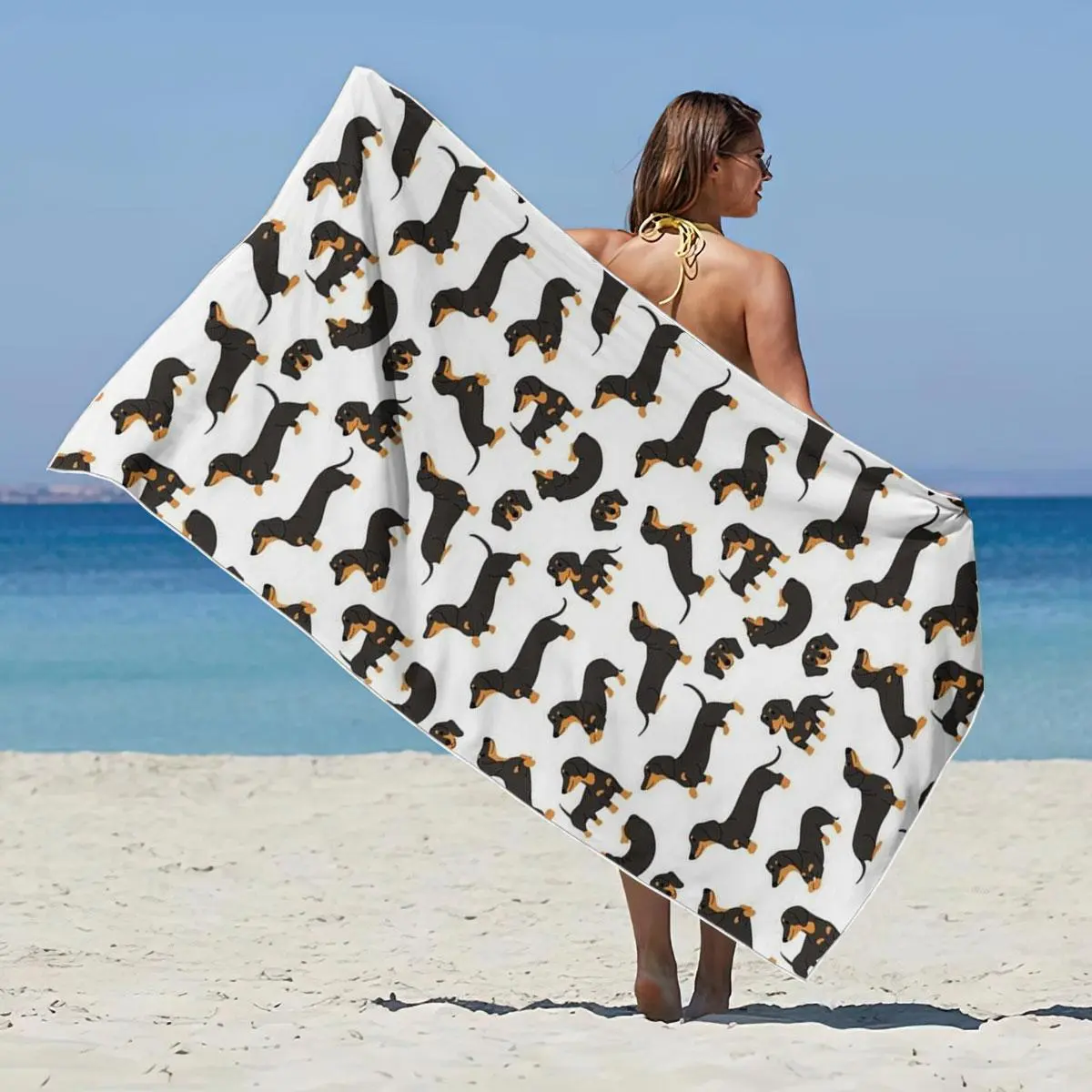 Cartoon Dachshund Pattern Beach Towel, Design Beach Towel, Soft Lightweight Towel, Soft Absorbent Towel, Comfortable Beach Towel for Women & Men, Travel Essentials, Travel Accessories, Travel Towels