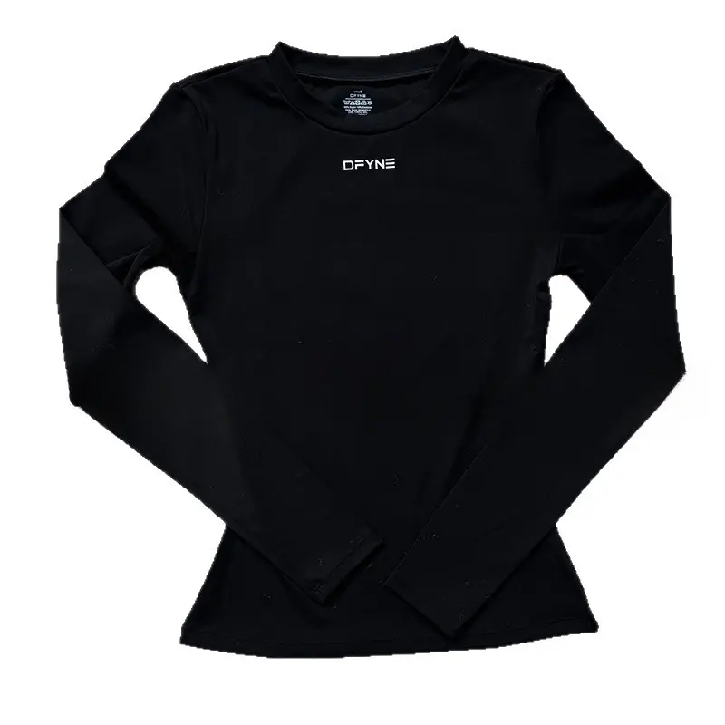 DFYNE Women's Long-Sleeved Comfortable Fitness Top is perfect for sun protection in spring and summer or for keeping warm in the morning and evening.