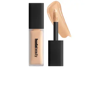 Huda Beauty Faux Filter Luminous Matte Concealer in Sugar Biscuit 3.5
