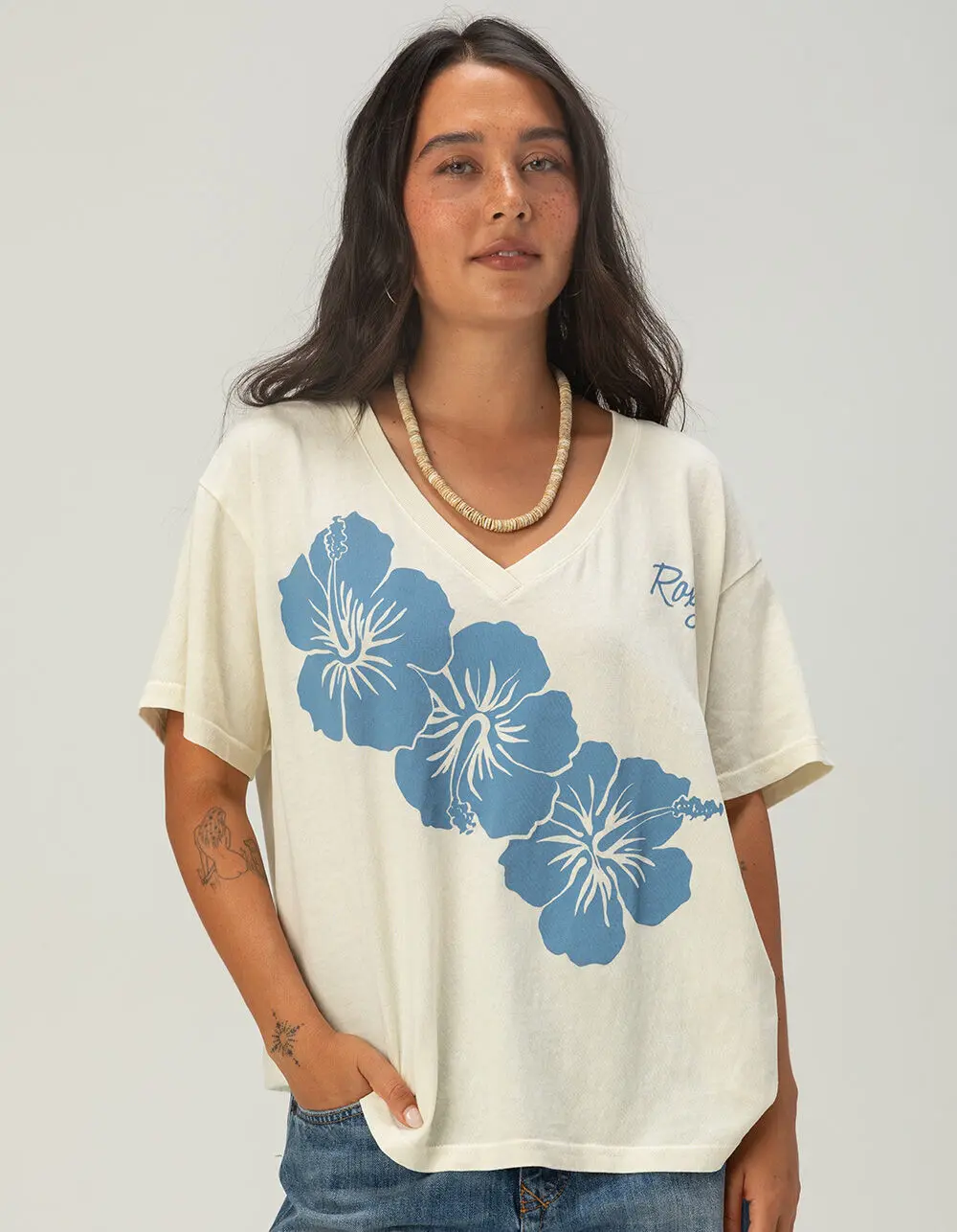 ROXY Hibiscus Womens Oversized V-Neck Tee ROXY Hibiscus Womens Oversized V-Neck Tee