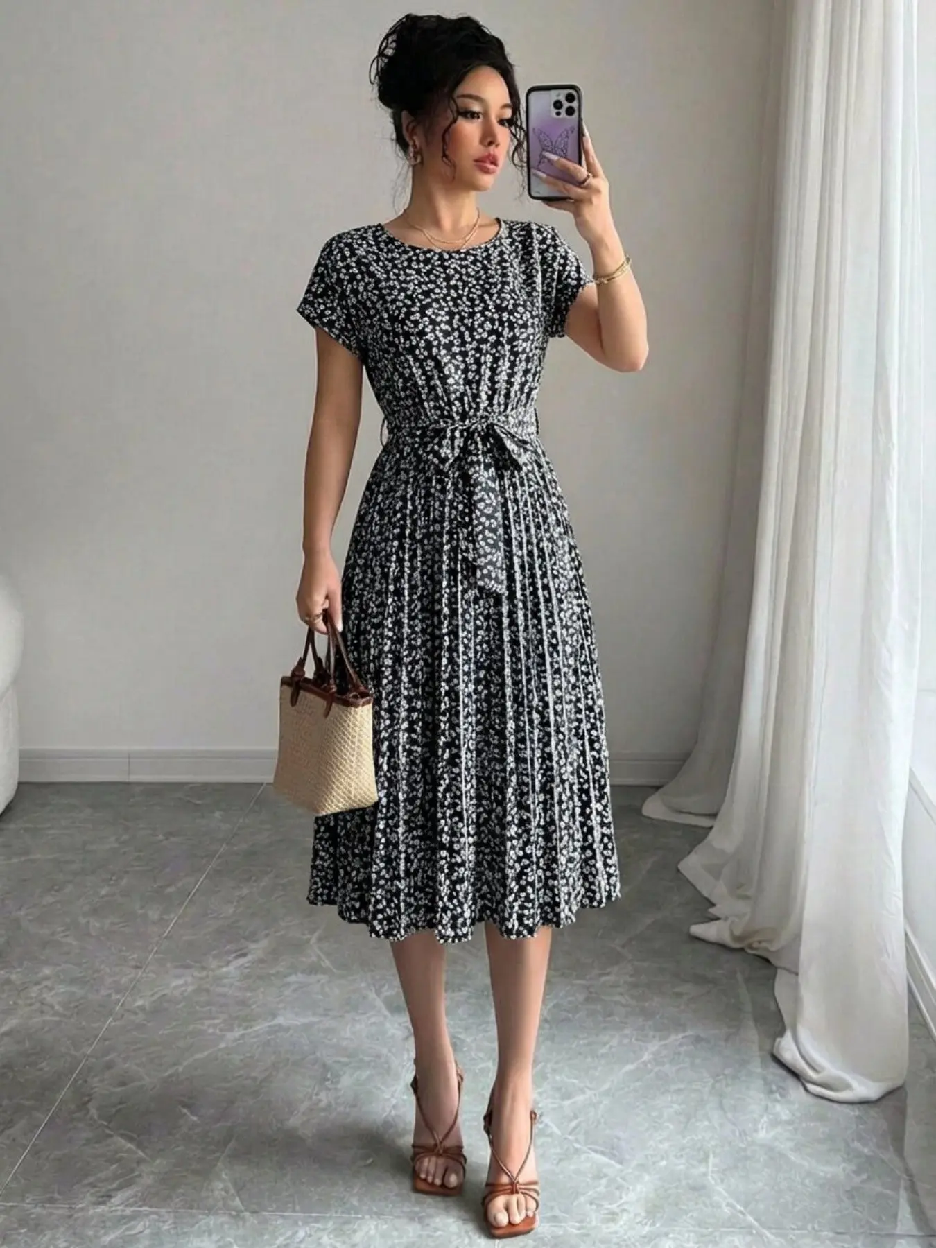Summer Round Neck Batwing Sleeve Lightweight Fabric Casual Beach Sundress, Ditsy Floral Boho Style Ruffle Hem Pleats, Casual Wear Vacation Style, Women's Fashion Clothing