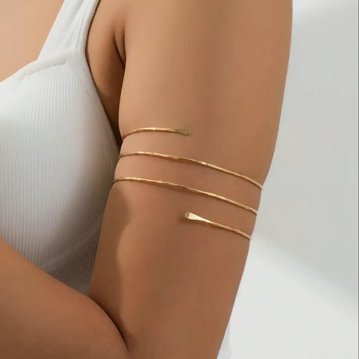 Women's Gold-Tone Arm Cuff, Minimalist Multi-Layer Alloy Upper Arm Bangle, Adjustable Festival & Casual Fashion Jewelry, Accessories For Women, Bracelets For Women