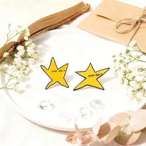 2-pack funny meme star brooches, creative quirky pentagram badges