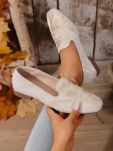 Women's Casual Slip-On Shoes, Slip On Lightweight, Comfortable Round Toe Design, Perfect for Daily Wear & Stylish, Ideal Footwear for Women