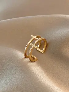 The cross zircon open ring is suitable for daily wear, vacation dates, and other occasions, and is also a surprising and exquisite small gift.