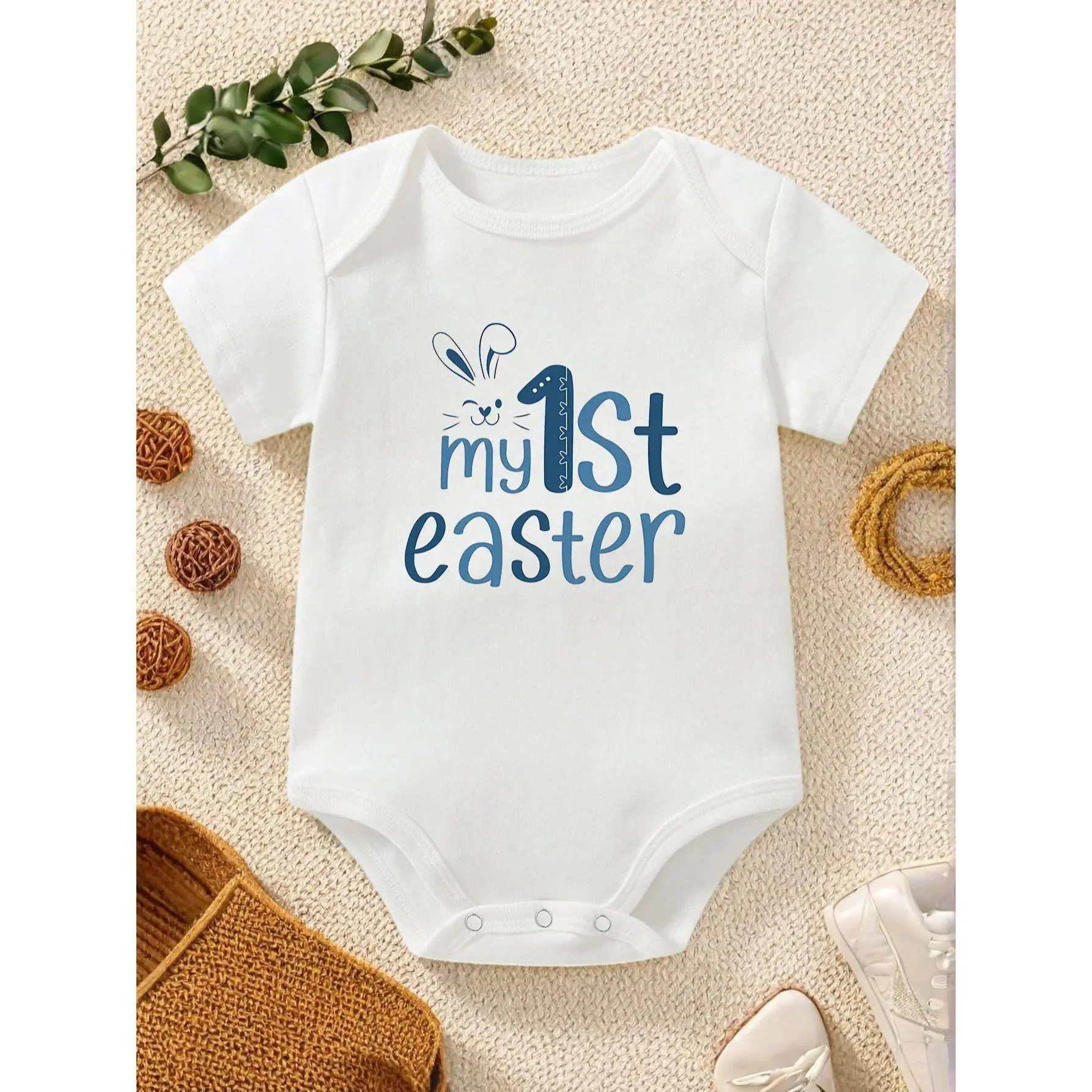 Unisex Easter Festival Baby Onesie - Short-Sleeve Raglan Slim-Fitting Bodysuit Top for Baby Boys, Featuring Cartoon Rabbit & Letter Print, Kids' Fashion Cartoon Character Outfit, Baby Boy