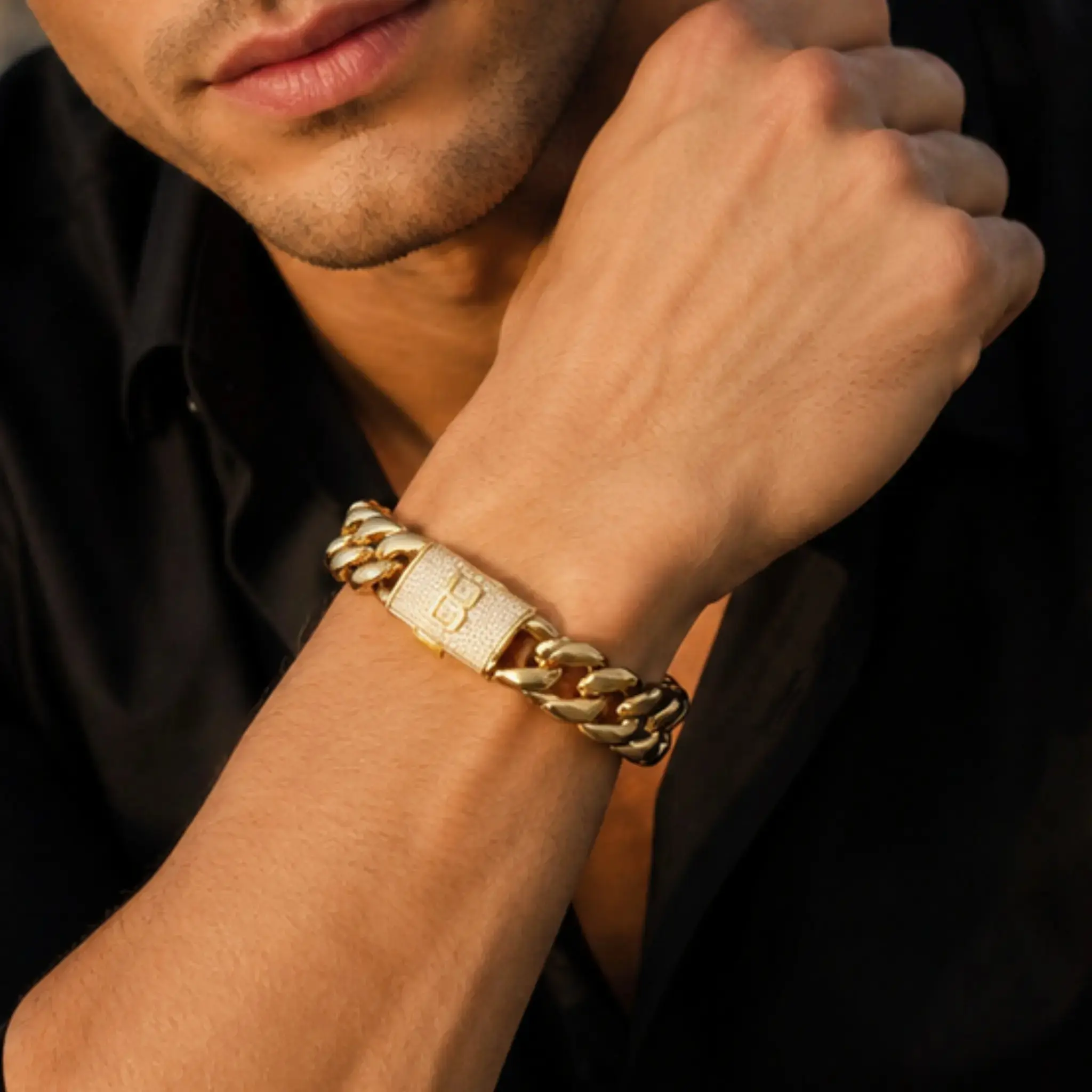 Chunky Cuban Link Chain Bracelets For Men Thick 18K Golden Plated Stainless Steel Punk Exaggerated Big Bangle Bracelet. 14mm Cut Faux Diamond Initial Letter A-Z Men'S Bracelet