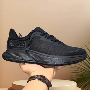 Comfortable and versatile Non-slip and durable Low-top running shoes Men's style Black