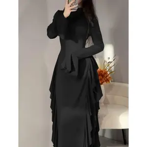 Solid-Color Flare-Sleeve Long Dress with Waist-Cinching Effect, Plain Pattern Slim-Fitting Holiday Dress for Women, Perfect for Spring and Fall