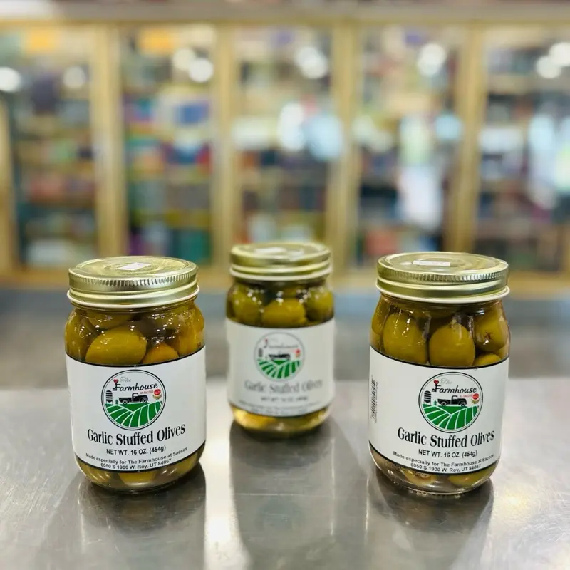 The Farmhouse Garlic Stuffed Olives 16 oz Gourmet