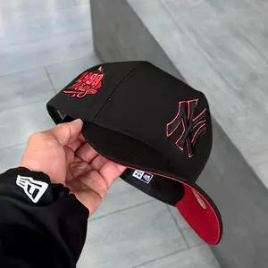 New Era New York Yankees 9FORTY Black Cap, Red Logo Outline, Side Patch Cotton Adjustable, Gorra de béisbol Daily Wear