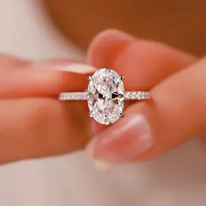 Luxury European and American four-prong simulated moissanite diamond ring, large carat oval pigeon egg ring for women chain men