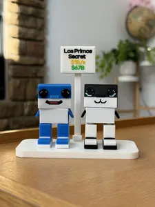 Los Primos Articulated Display Set with Sign - 2 Fully Assembled Figures Removable Sign Display Base Durable PLA Build Collectible For Fans Decoration Figure Statue Bobblehead