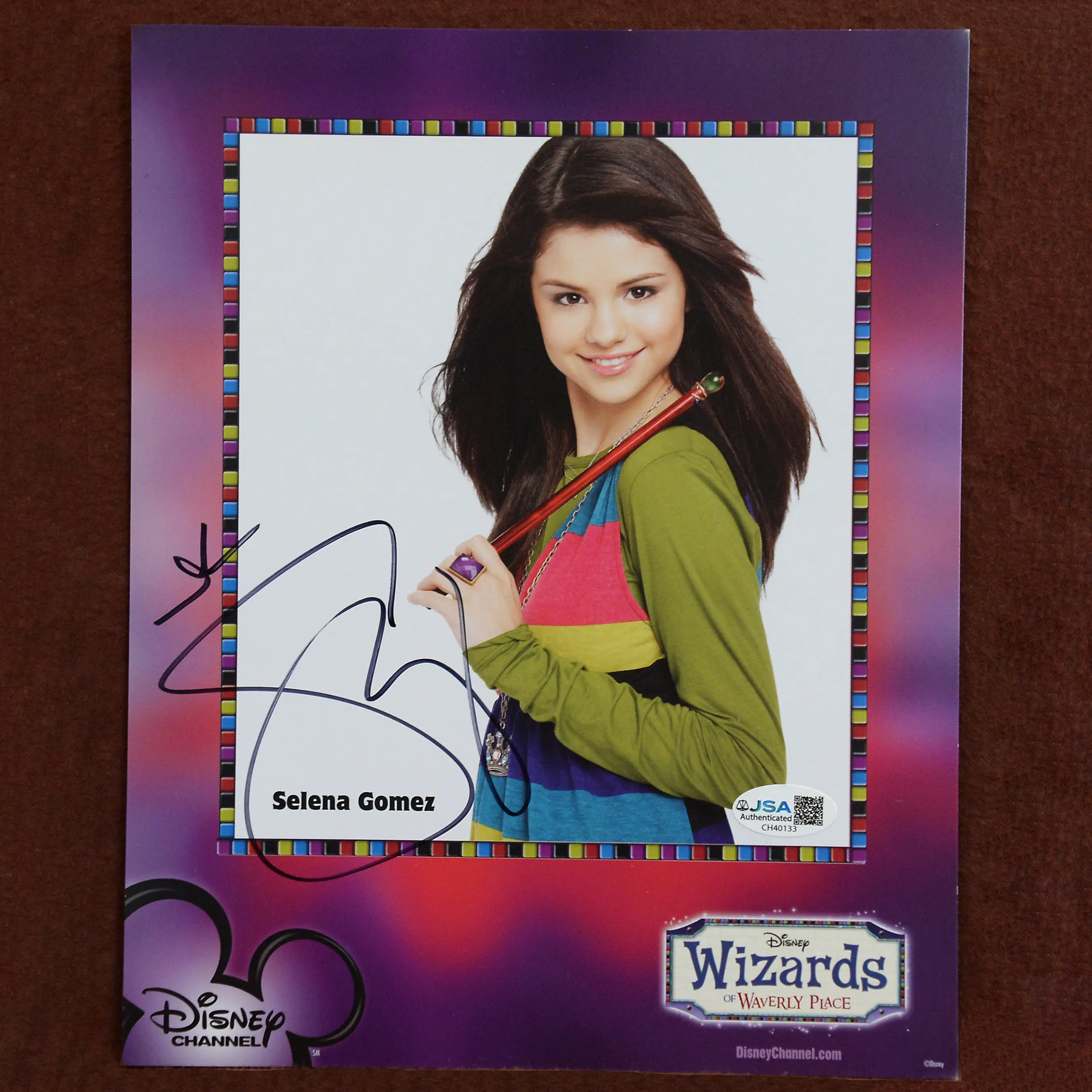 Selena Gomez 8 x 10 Signed JSA Authenticated "Wizards of Waverly Place" Photo