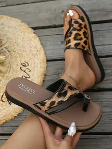2026 Retro Leopard Print Flat Toe Slip-On High-End French Flipflop Sandals, Trendy Low Heel Soft Rubber Sole Summer Beach Vacation Outdoor Party Pool Fashion Shoes Footwear