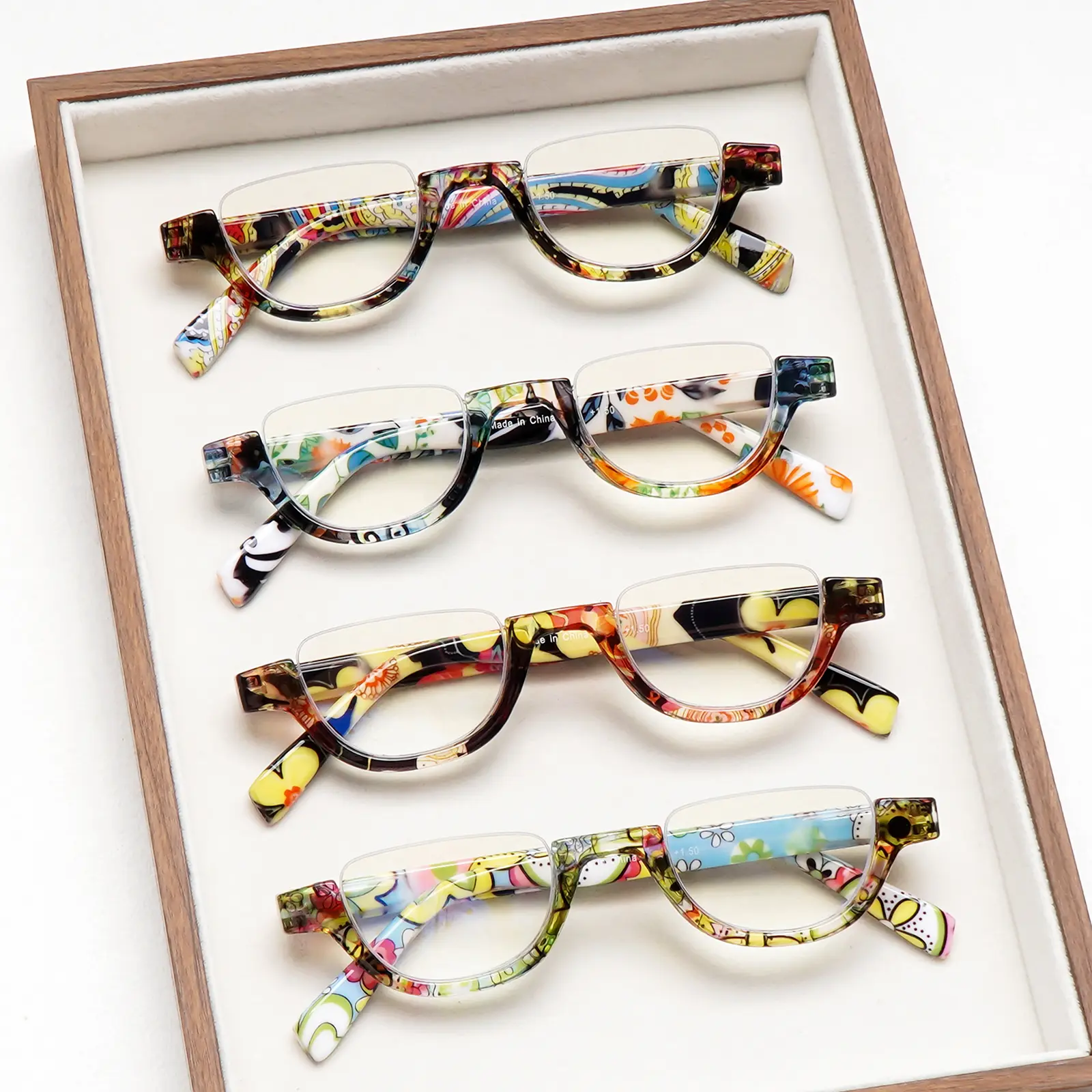 4pcs Blue Light-Blocking Reading Glasses, Featuring Colorful Printed Designs And Unique Frames That Showcase Your Style, With Durable Lenses And Spring Hinges—Perfect For Casual Wear