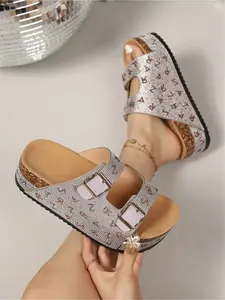 Women's Summer Fashion Thick Sole Sandals Bohemian Style Platform Slides 2026 New Arrival Strappy Metal Buckle Studs Decorated Height Incr Beach Shoes