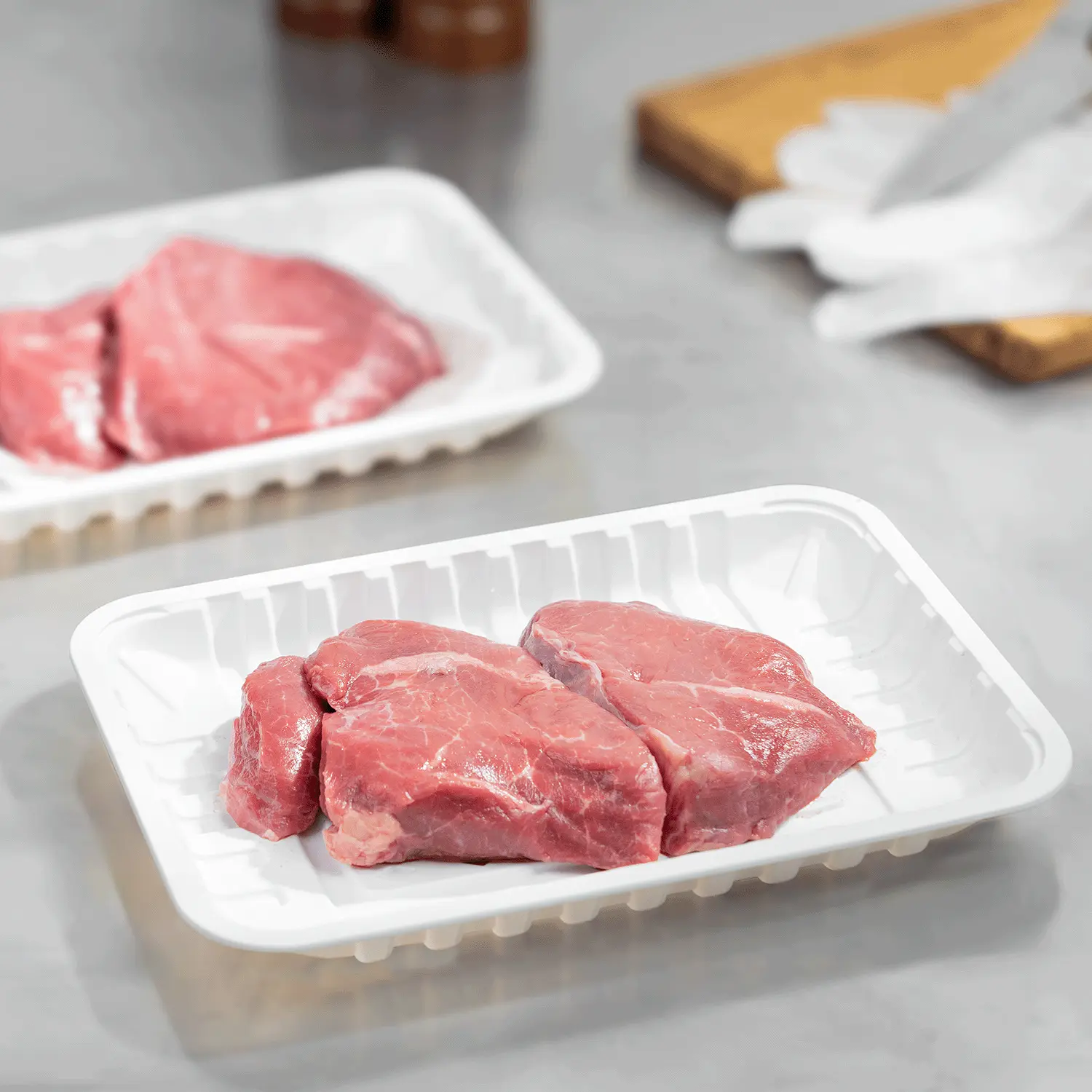 Karat Earth 8.5”x6” Mineral Filled PP Meat Tray, Rectangular, White - 500 pcs Karat Earth 8.5”x6” Mineral Filled PP Meat Tray, Rectangular, White - 500 pcs