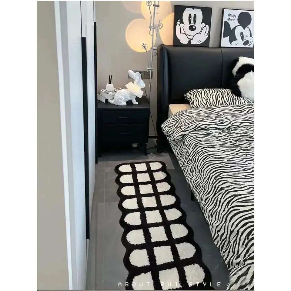 Black & White Runner Rugs