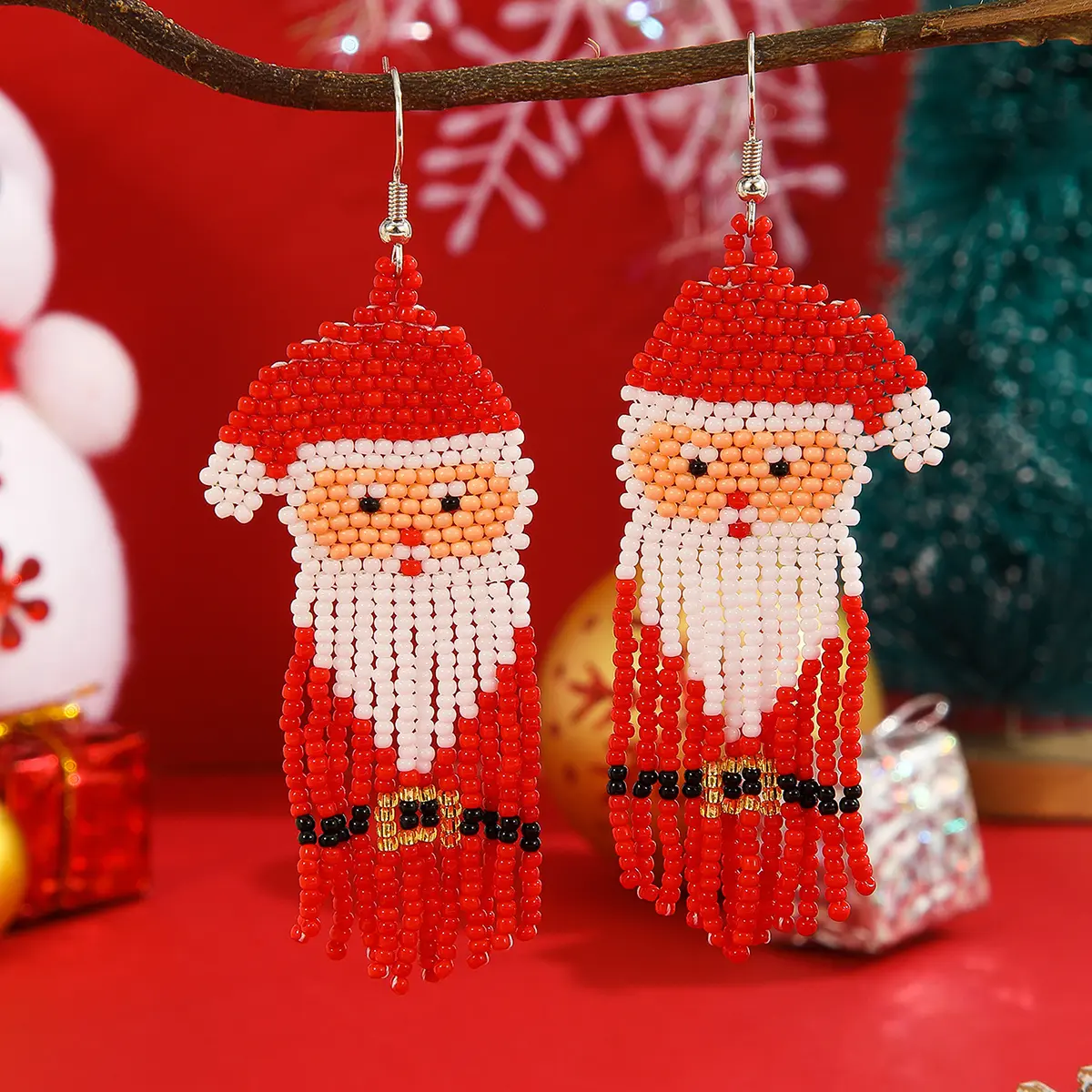 2024 New Handmade Christmas Tassel Earrings Boho Rice Bead Santa Claus & Christmas Tree Earrings Personalized Original Holiday Jewelry Christmas Gift