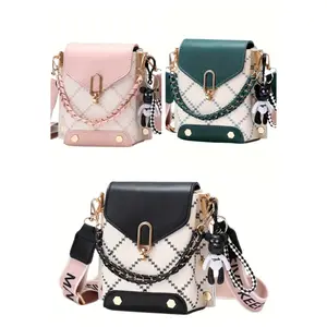 Mini Cute Leather Crossbody Bags for Women Plaid Design Compact Stylish Versatile Everyday Use Cell Phone Shoulder Purses (with accessories)﻿