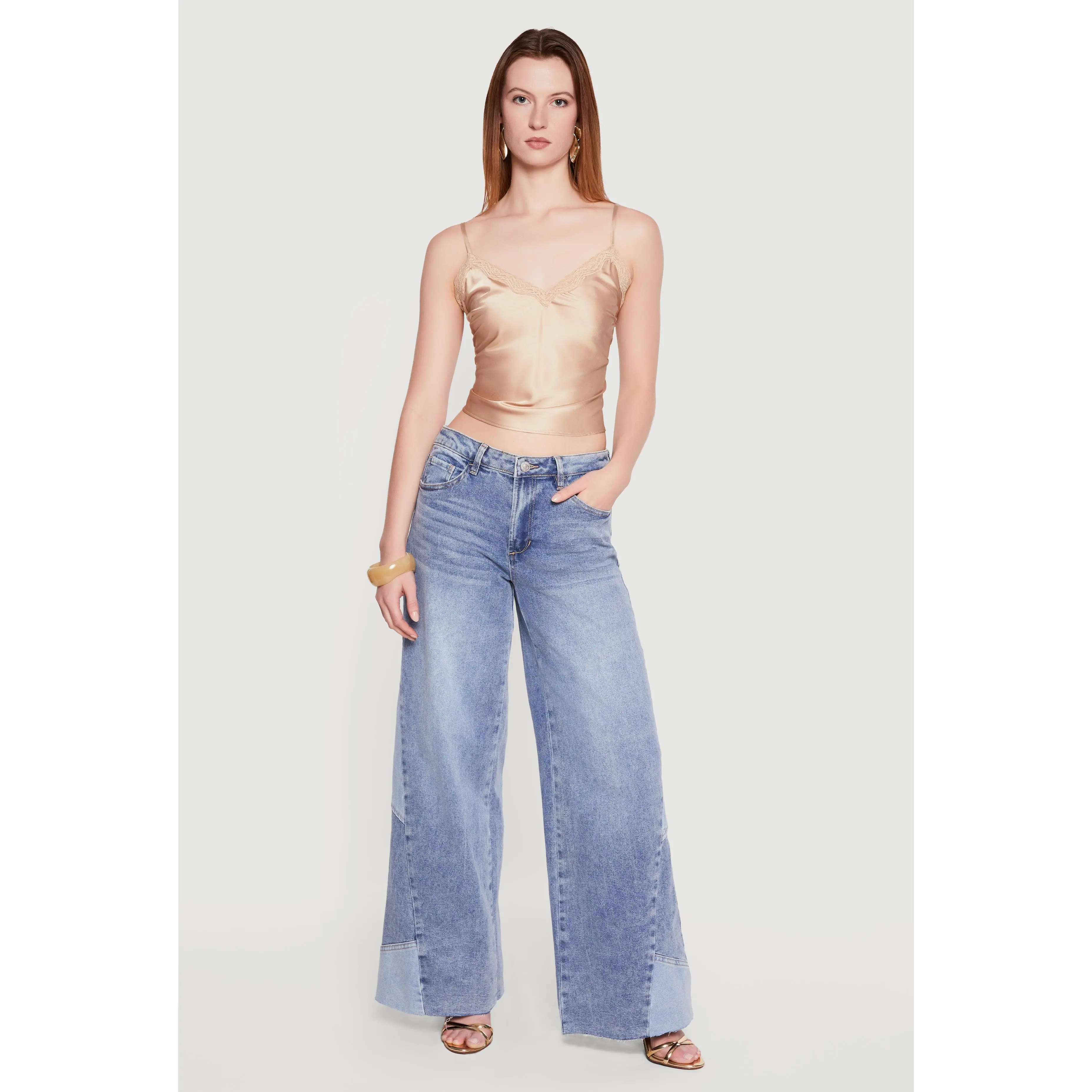Color Blocked Whiskered Wide Leg Jeans