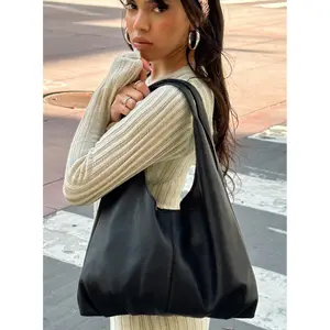 Zenia Shoulder Bag Black