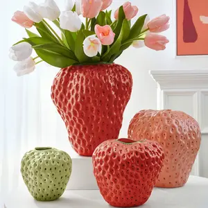Red Strawberry-Shaped Resin Vase (0-50 cm) - Cute Modern Creative Home Decor Decoration Ornament for Floral Arrangements