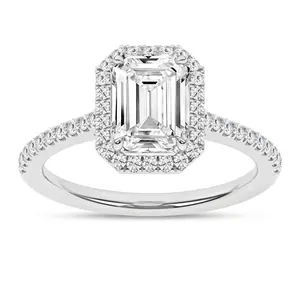Women's 14 Karat Lab-Grown Emerald Single Stone Engagement Ring, 1.50ct G/H Color, VS1 Clarity, Size 7