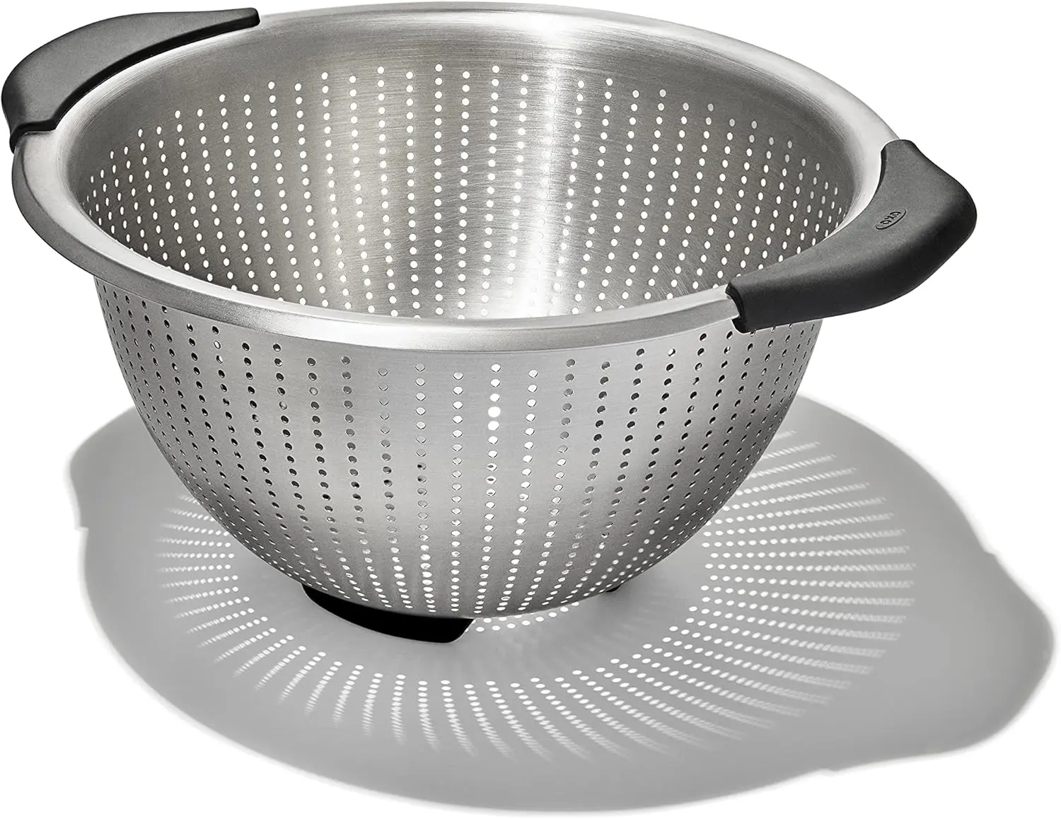 OXO Good Grips 5-Quart Stainless Steel Colander – Effortless Draining, Elegant Design! Sieves and Colanders